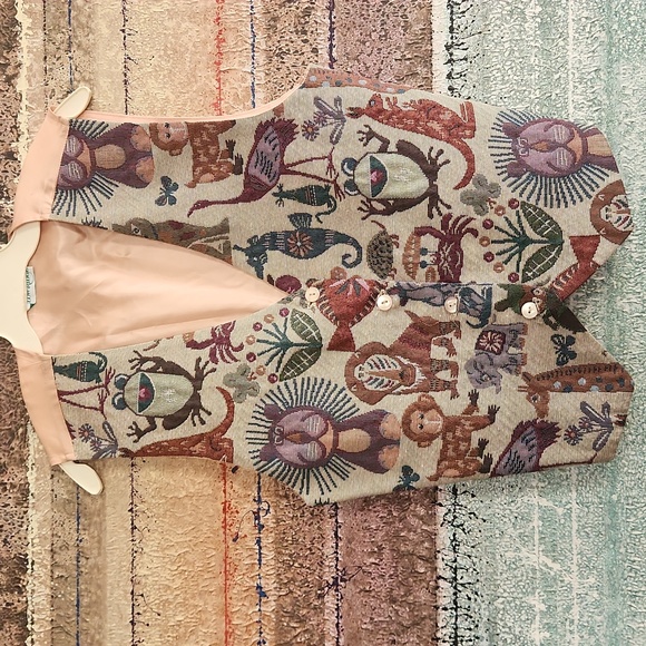 Whimsical Vintage Brocade Jungle Animal Vest - Picture 1 of 5